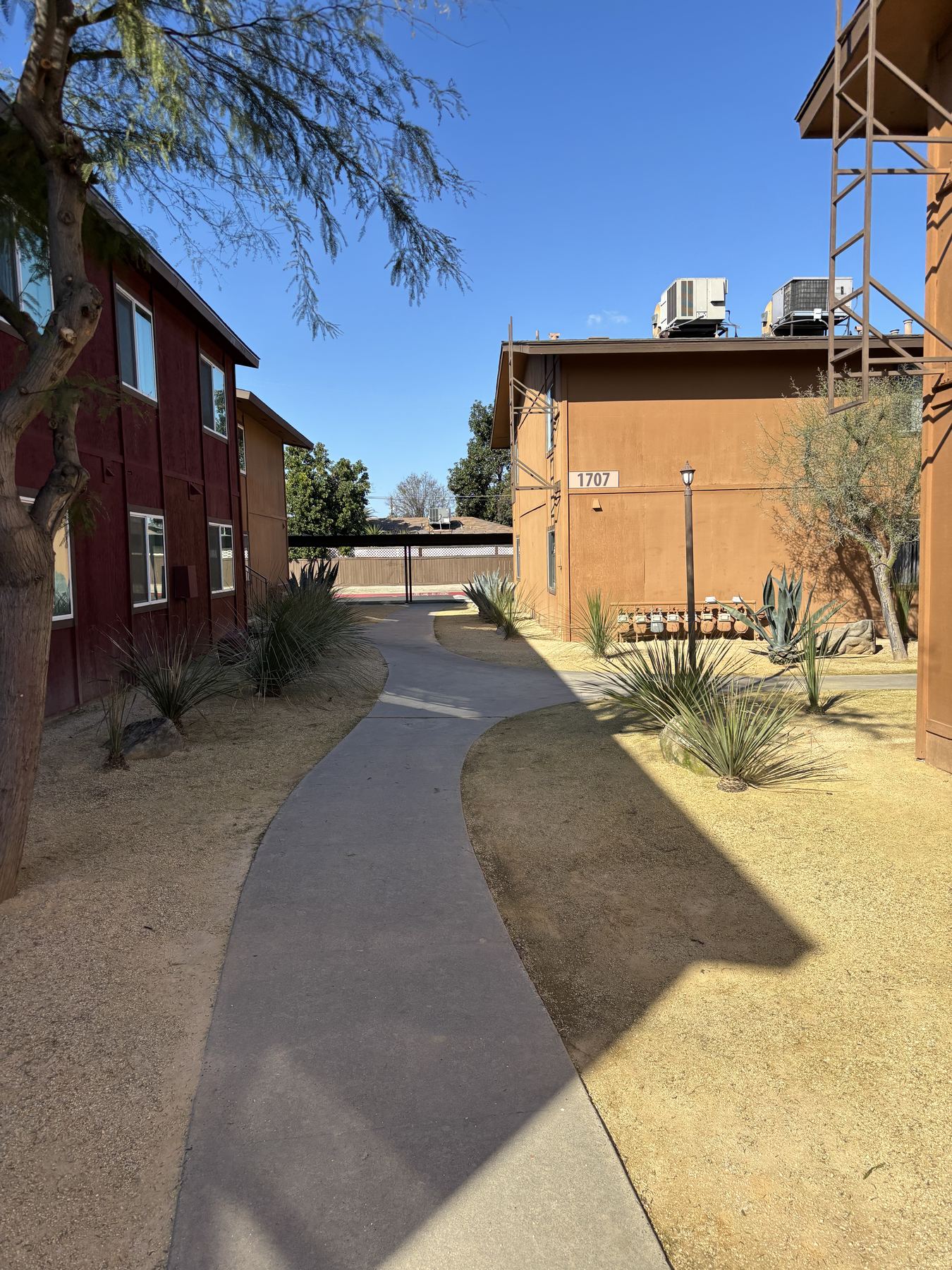 1707 building exterior